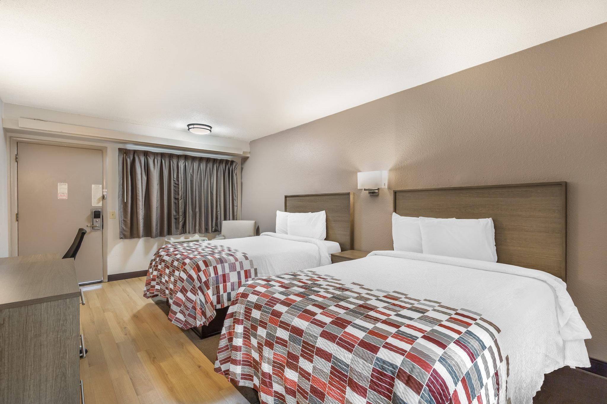 2 Full Beds Smoke-Free