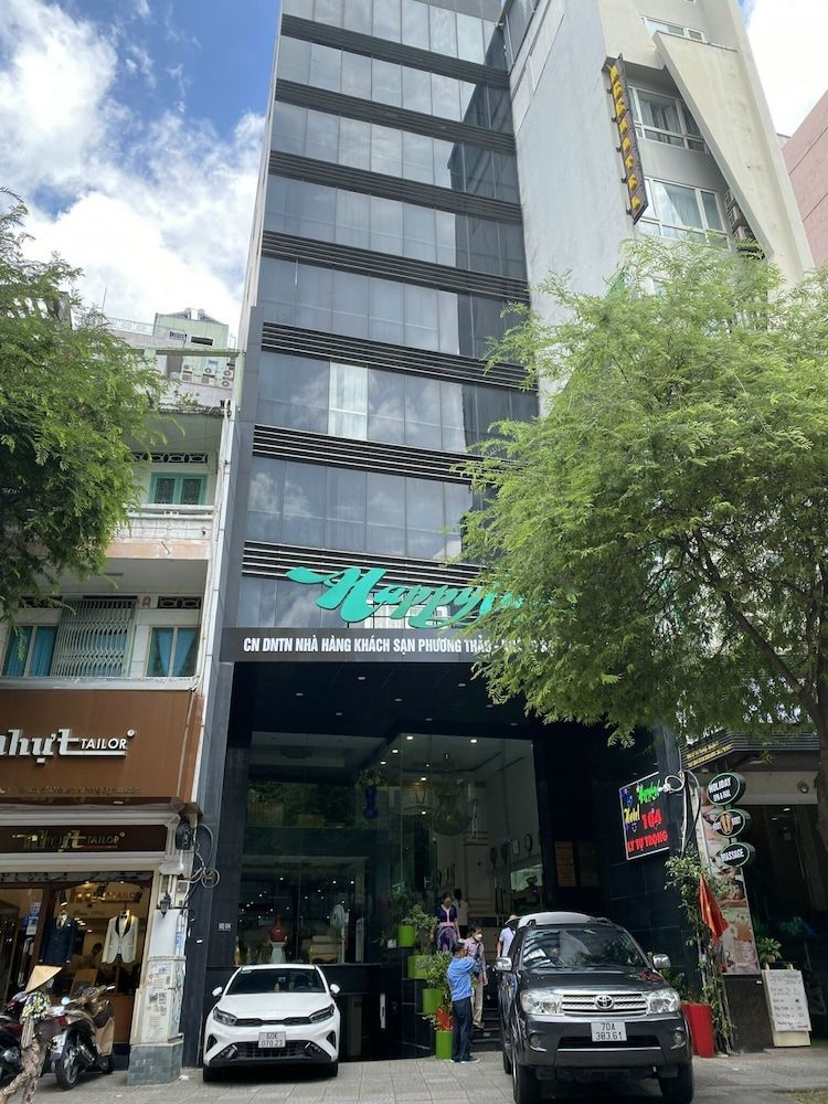 undefined Happyland Hotel 6