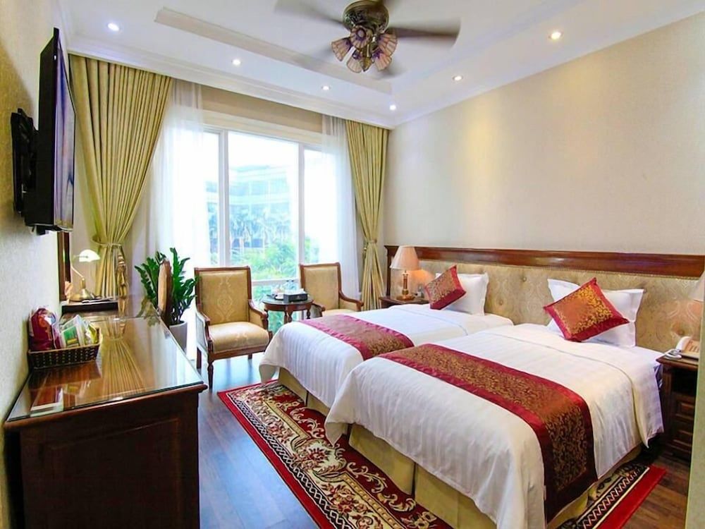 Violin Hotel Ha Noi Deluxe Twin Room, City View