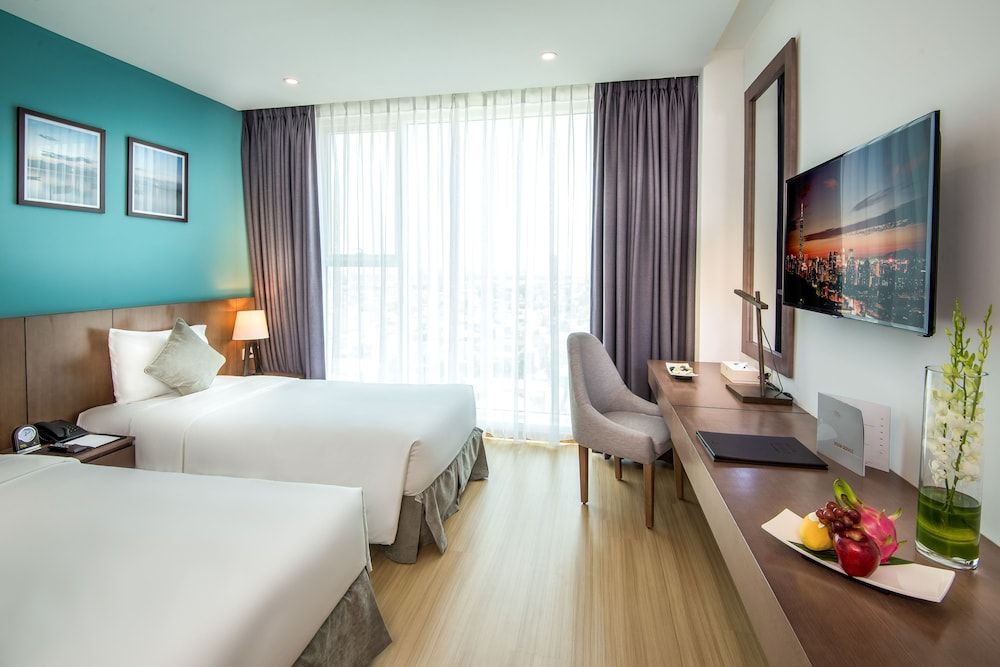 Royal Lotus Hotel Danang Superior Room - City View 5