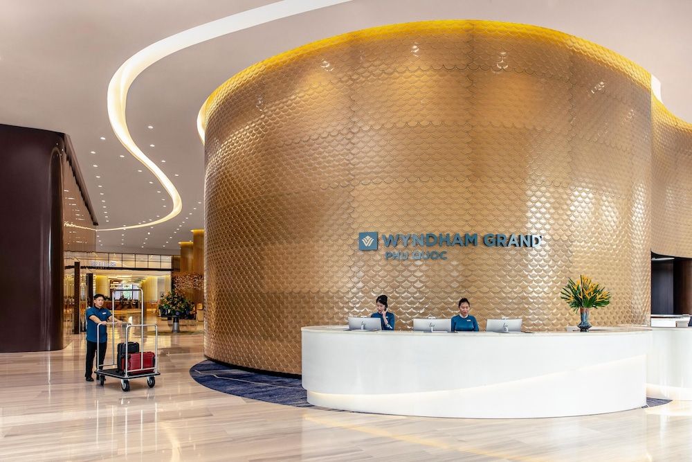 undefined Wyndham Grand Phu Quoc 2
