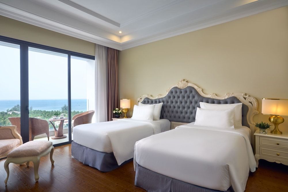 undefined Wyndham Grand Phu Quoc 3