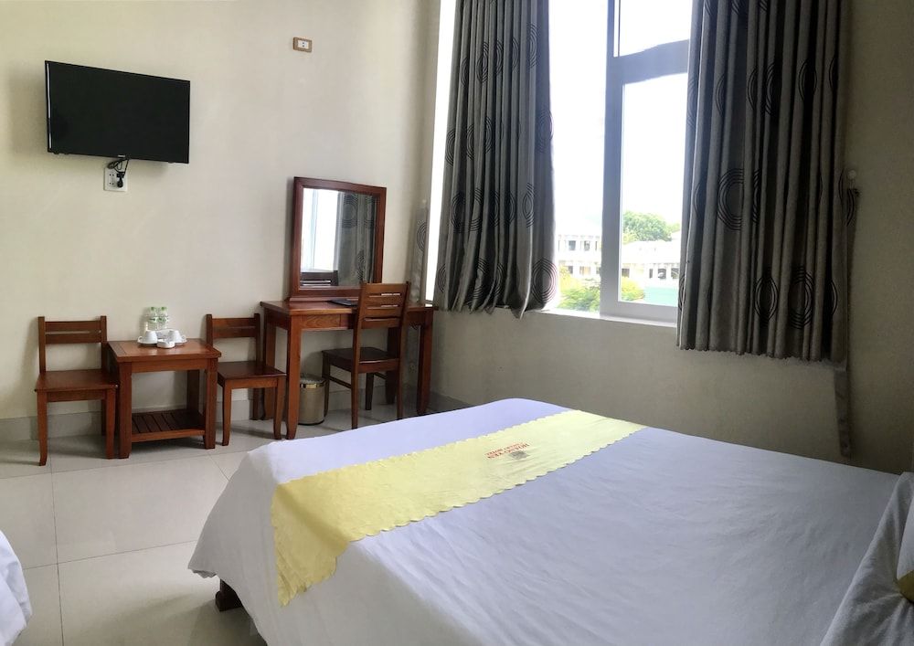 Deluxe Double Room, Partial Ocean View (Double)