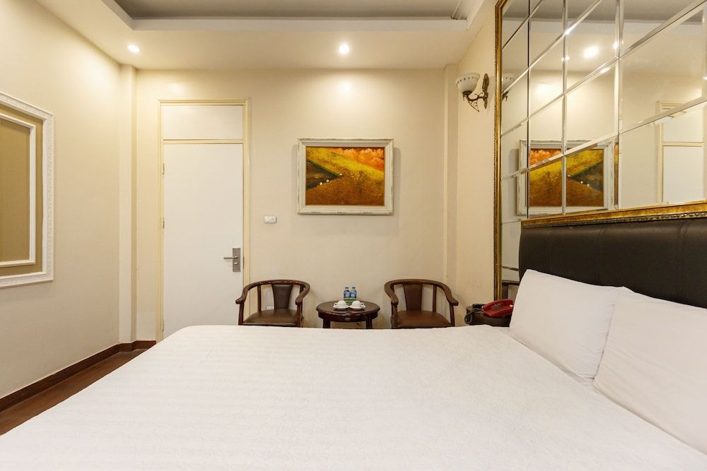 OYO 1158 Ngoc Trai Hotel Superior Double Room 8