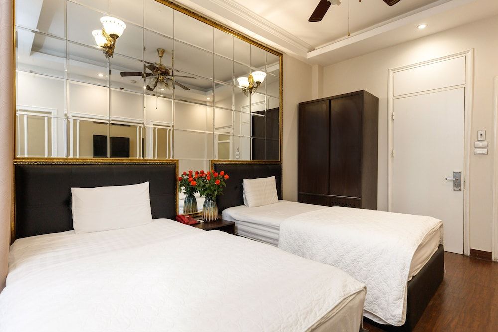 OYO 1158 Ngoc Trai Hotel Deluxe Twin Room 7