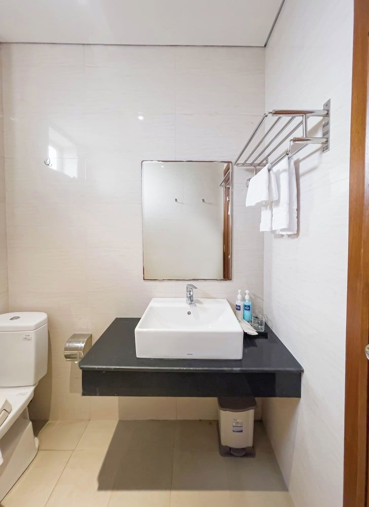 Doha Central Bliss Danang Hotel By Haviland Family Triple Room, City View 5