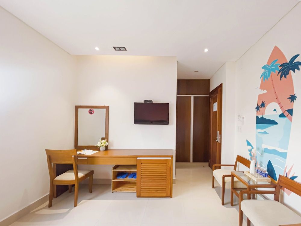 Doha Central Bliss Danang Hotel By Haviland Family Triple Room, City View 6