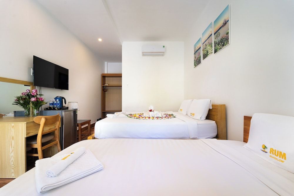 Rum Bungalow Resort Phu Quoc Superior Triple Room, Pool View