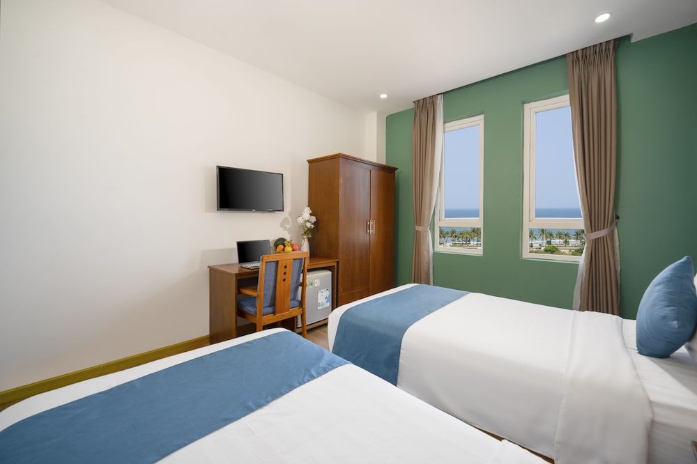 Shara Hotel Da Nang Deluxe Twin Room 3