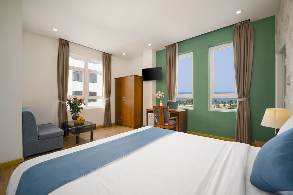 Shara Hotel Da Nang Luxury Double Room 5