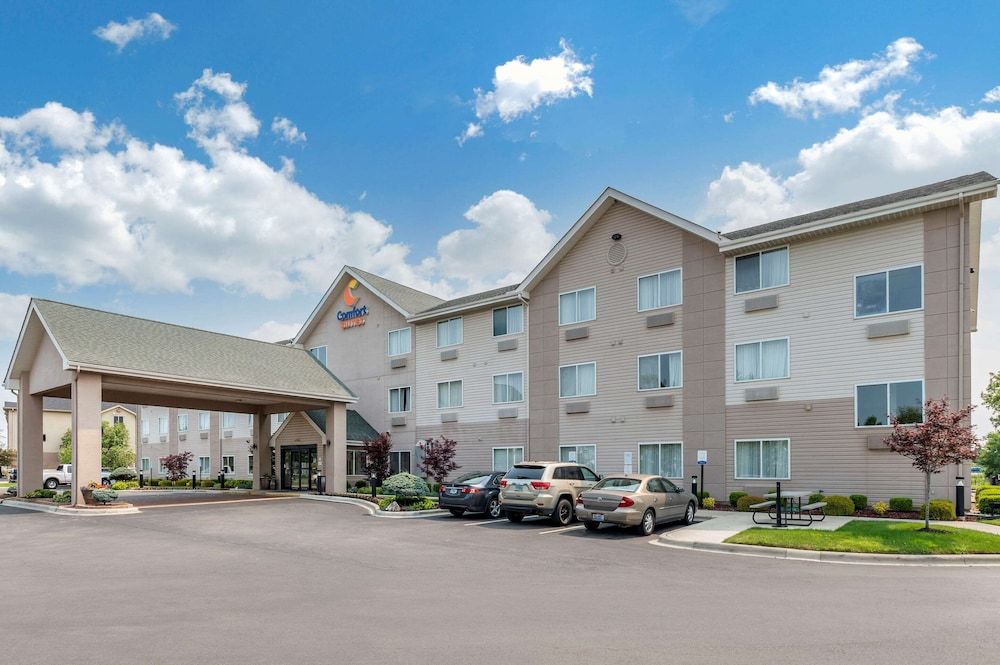 undefined Comfort Suites Columbus West - Hilliard 2
