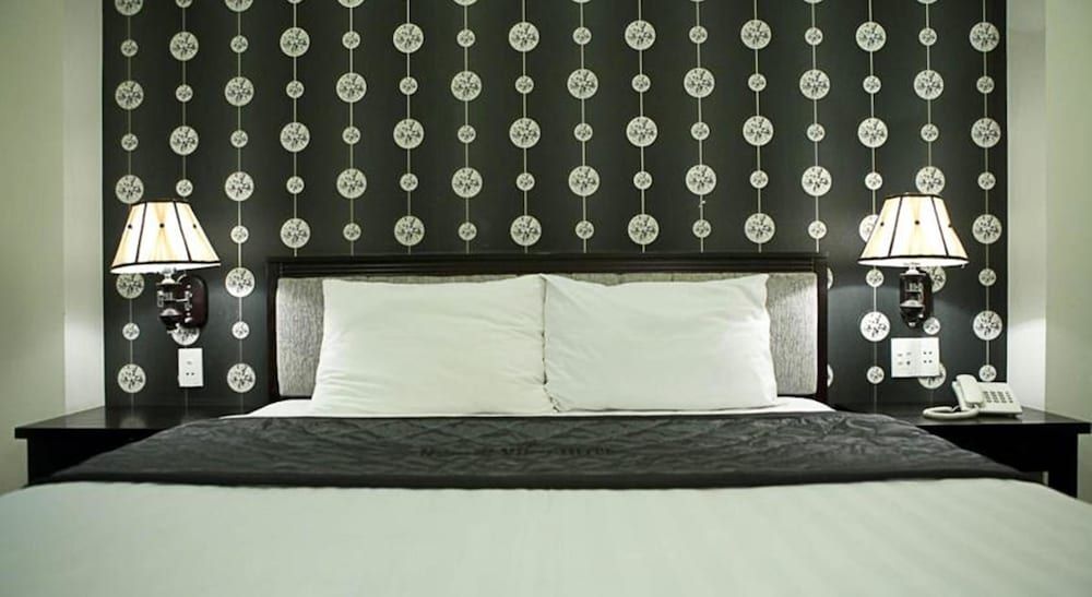 Hoang Vinh Hotel Standard Double Room 2