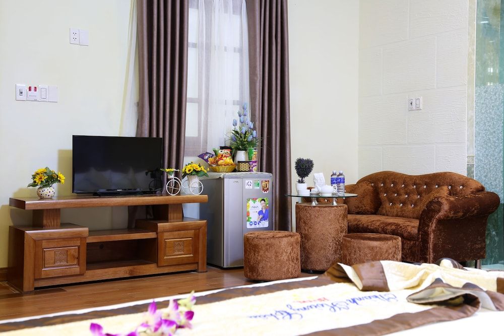 undefined Thanh Hoang Chau Hotel 9