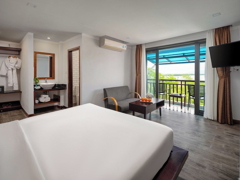 undefined Hoi An Odyssey Hotel 2