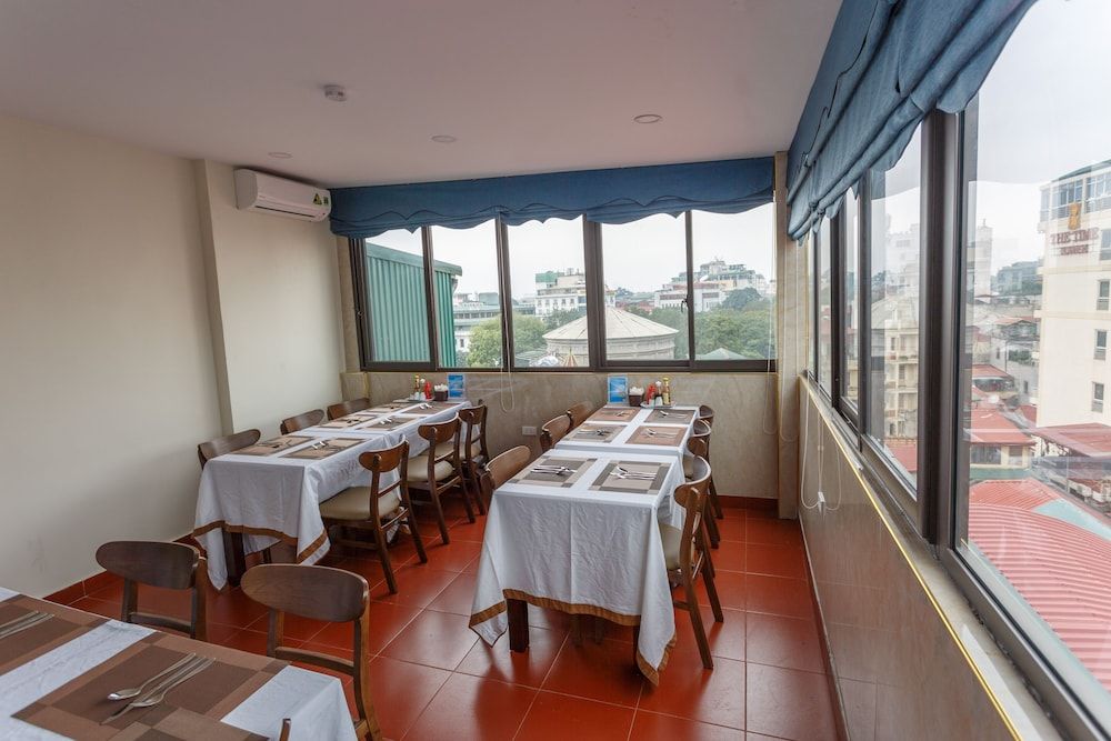 undefined Hanoi Genial Hotel 10