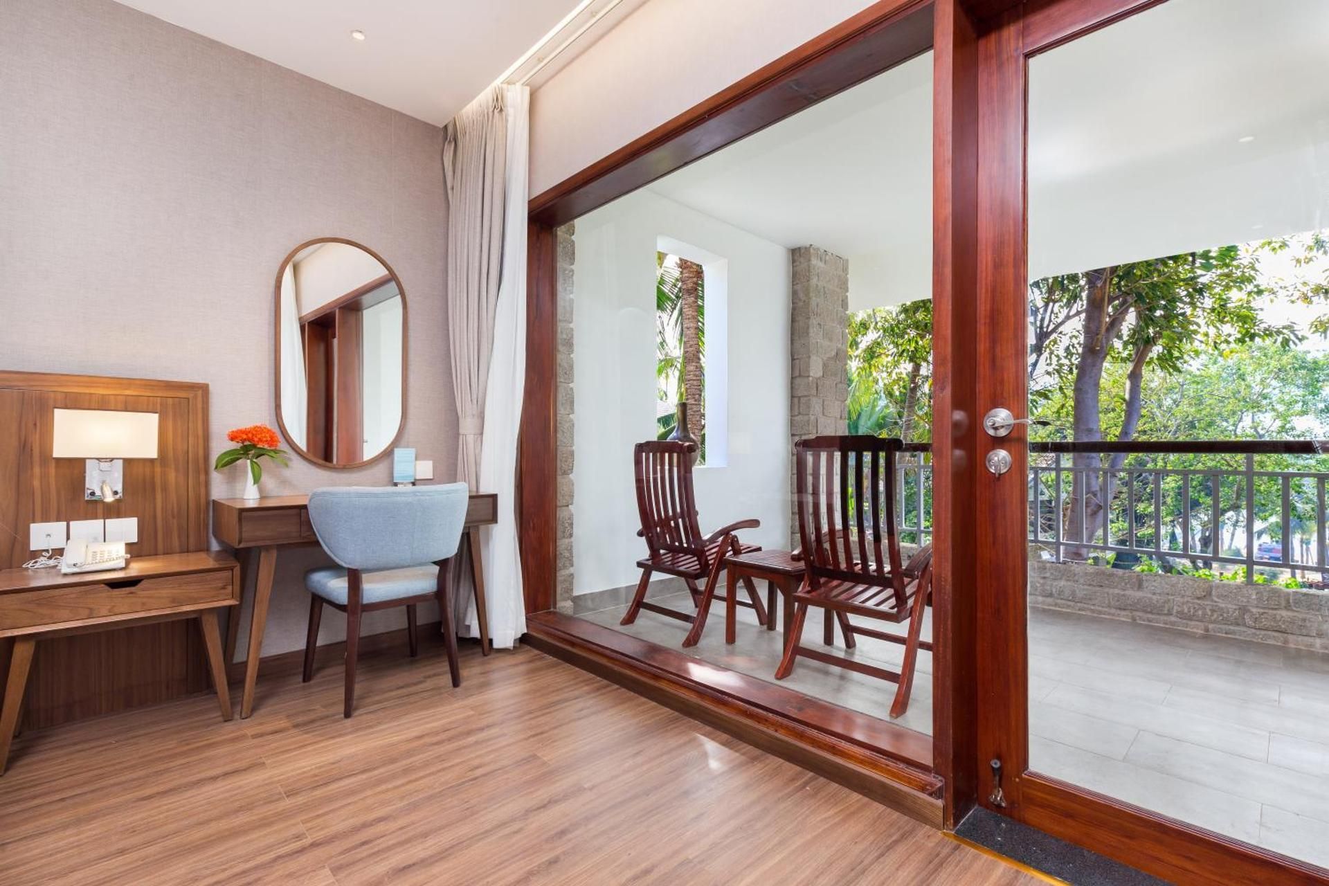 Deluxe Garden View Double Room