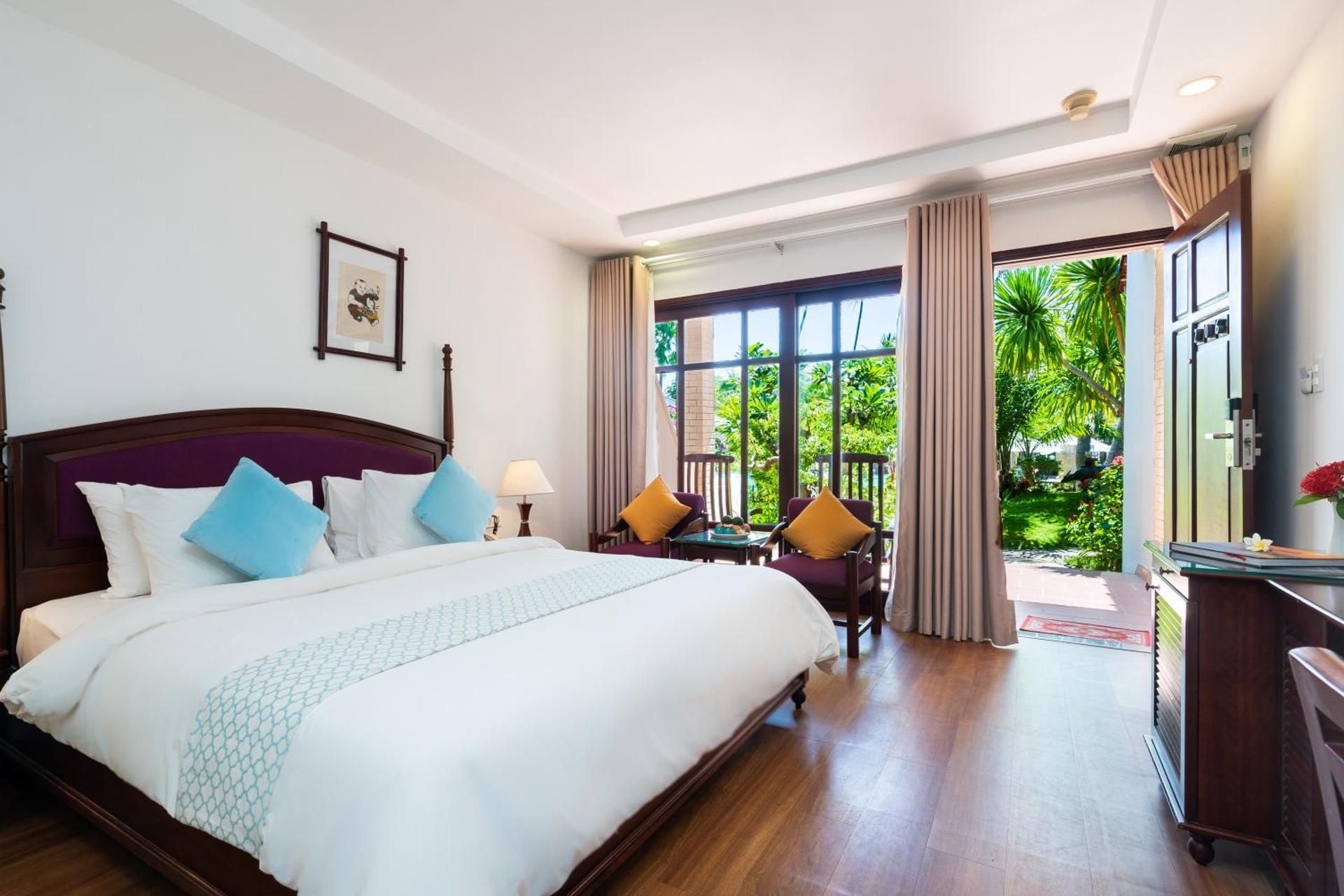 Superior Pool View Double Room