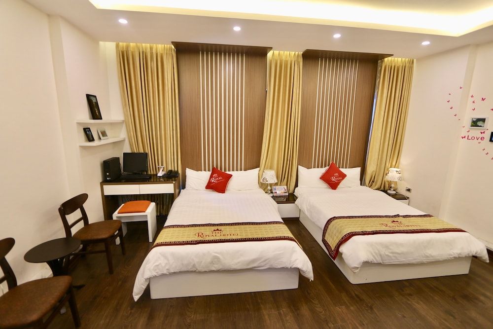 undefined The Royal Hotel