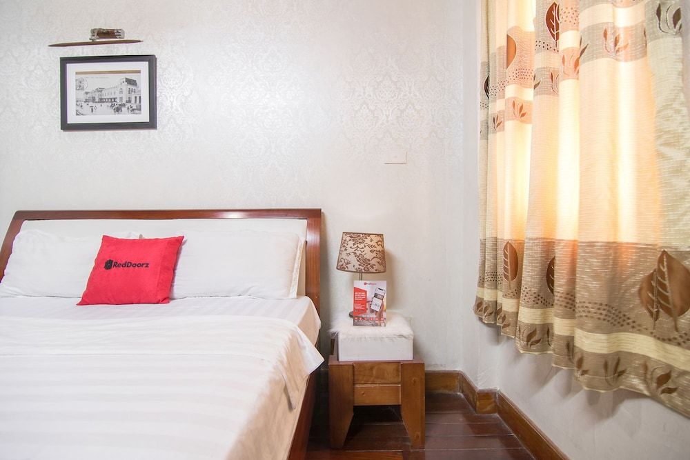 undefined Green Hotel 9