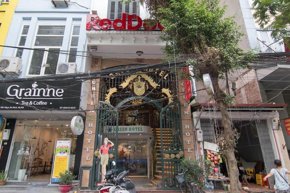 undefined Green Hotel 2