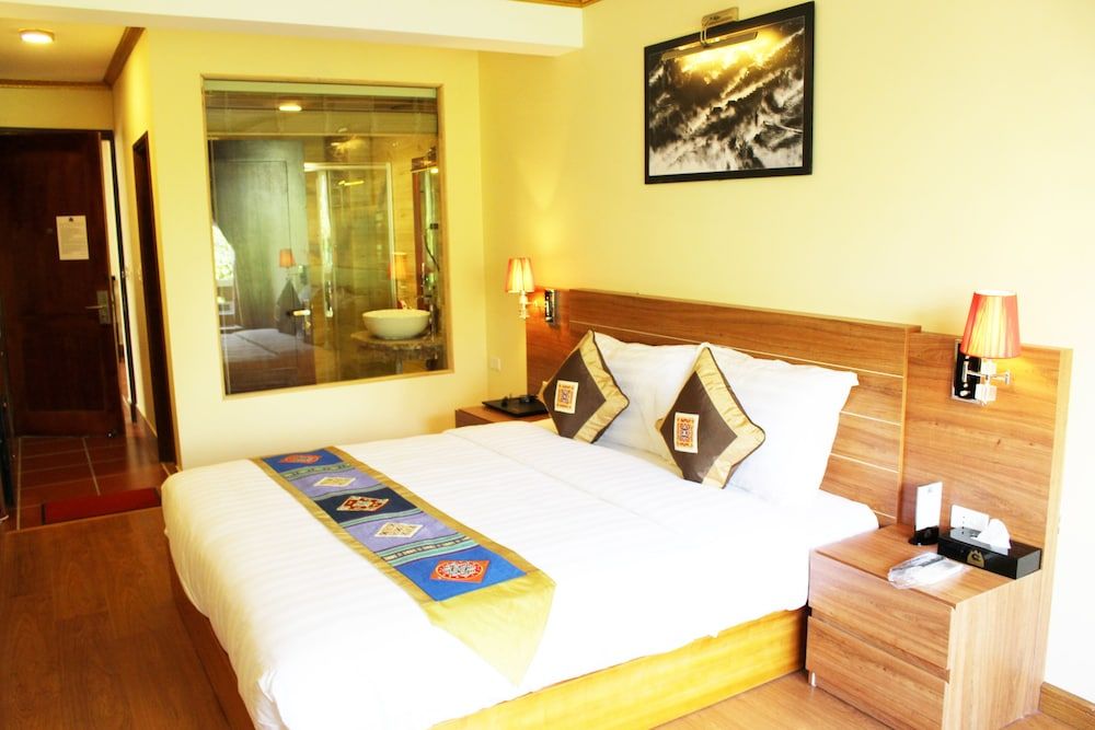 Sapa Dragon Hotel Deluxe Double Room