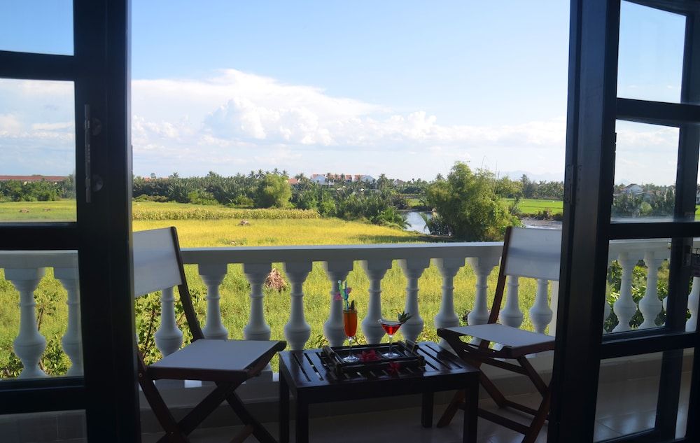 Hoi An Red Frangipani Villa Deluxe Room, Pool View 10