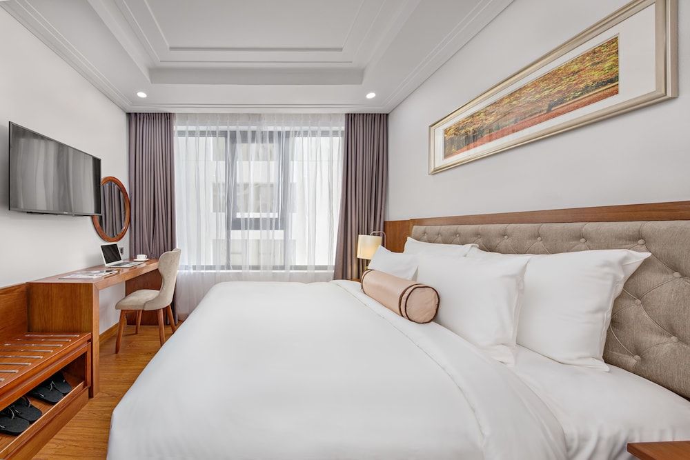 undefined Paris Deli Danang Beach Hotel 2