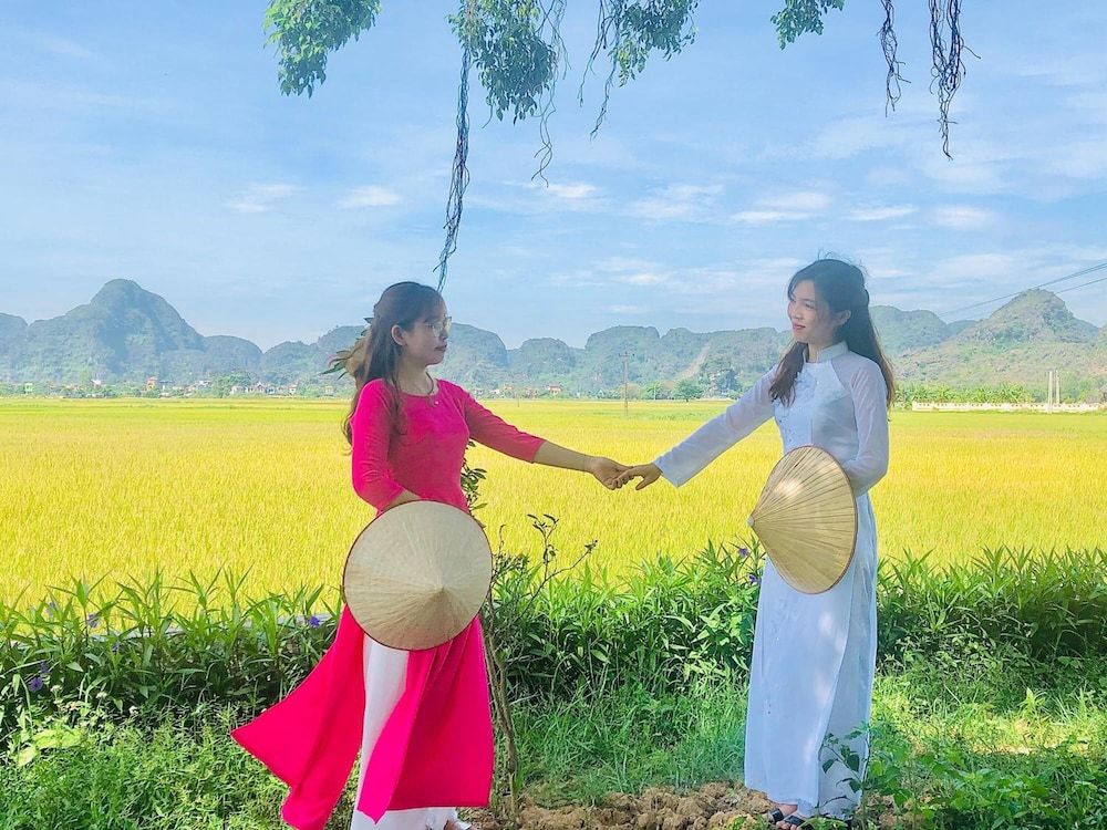 undefined Sierra Homestay 10