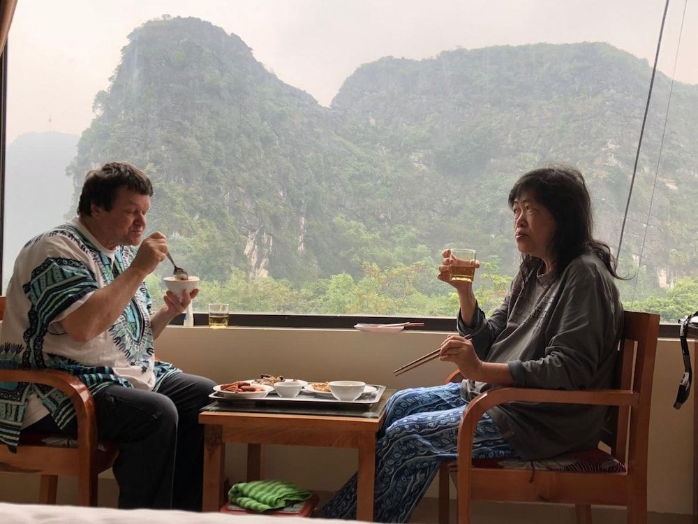 undefined Sierra Homestay 5