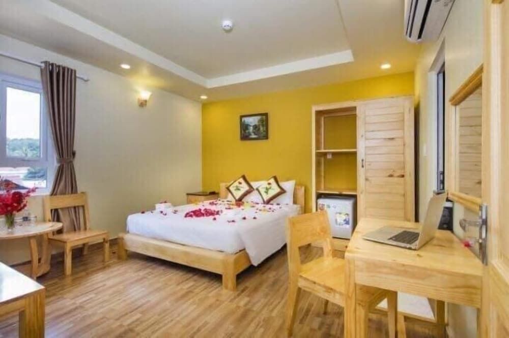 undefined Lucky Phu Quoc Hotel 4