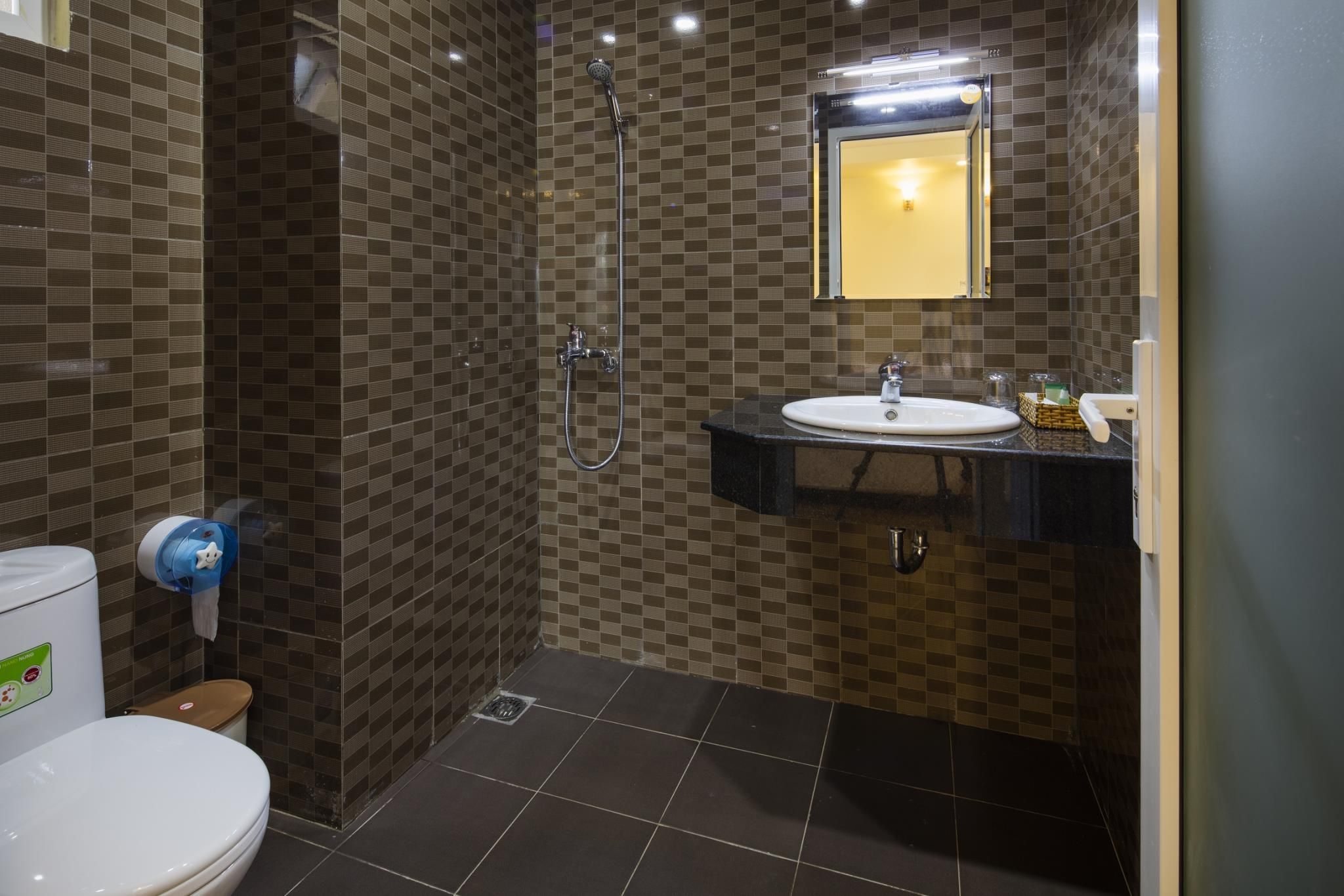 undefined Lucky Phu Quoc Hotel 9