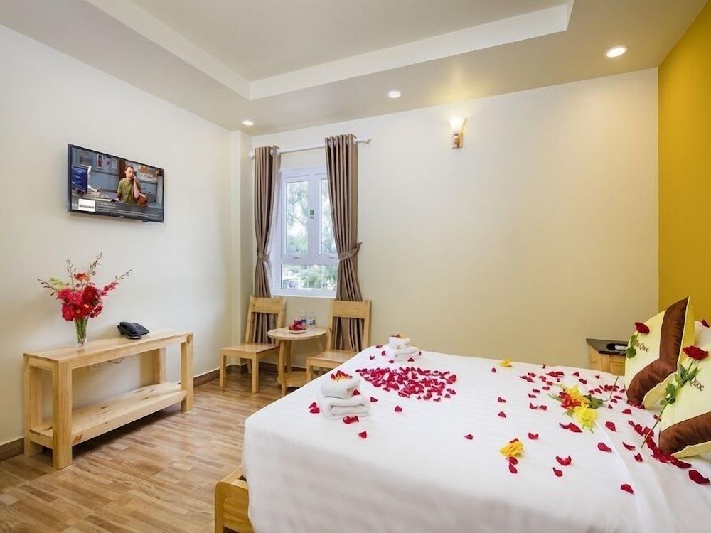 Lucky Phu Quoc Hotel Deluxe Double Room, City View