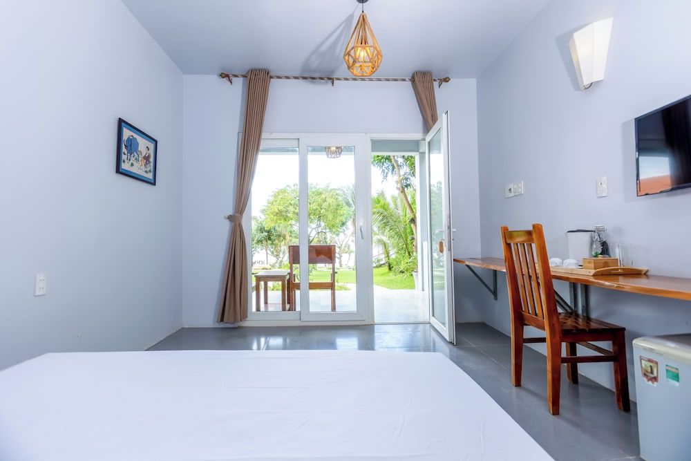 Cosian Bay Phu Quoc Resort Deluxe Double Seaview 6