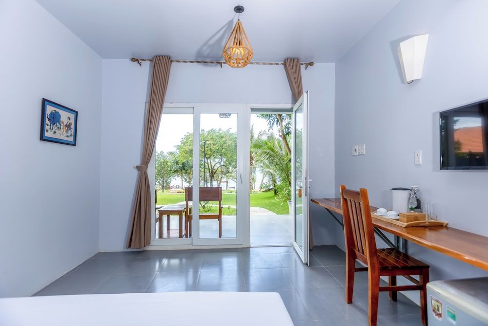Cosian Bay Phu Quoc Resort Deluxe Double Seaview 13