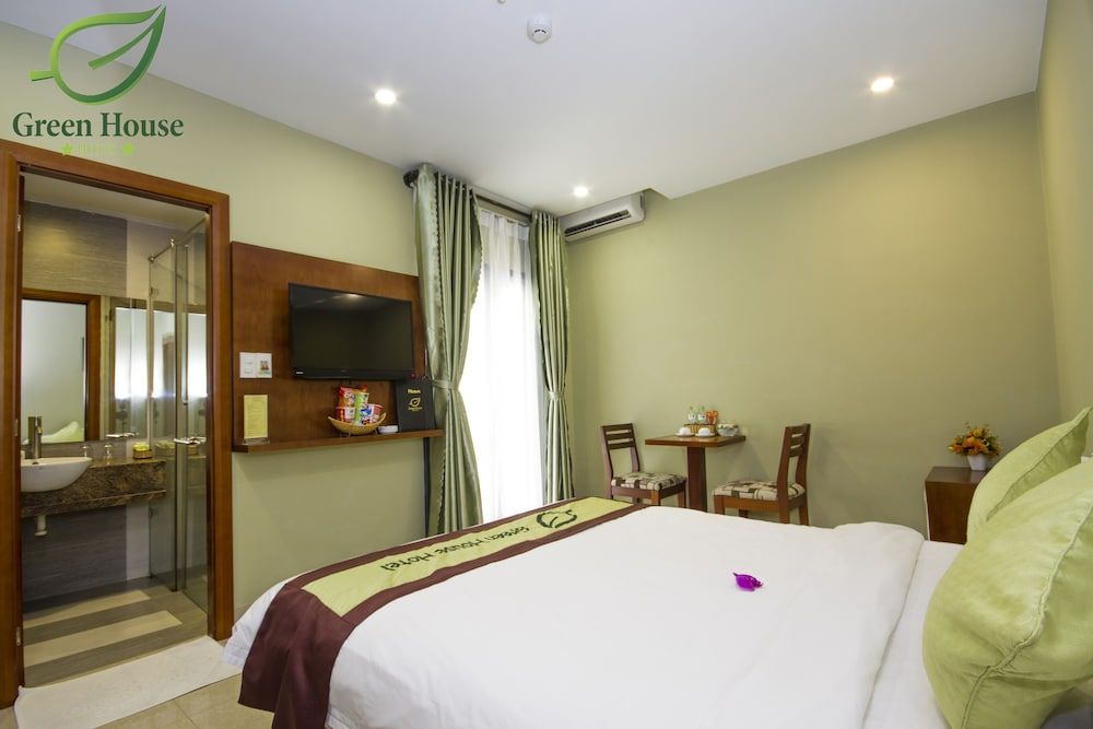 Green House Hotel Superior Room, Balcony, City View 6