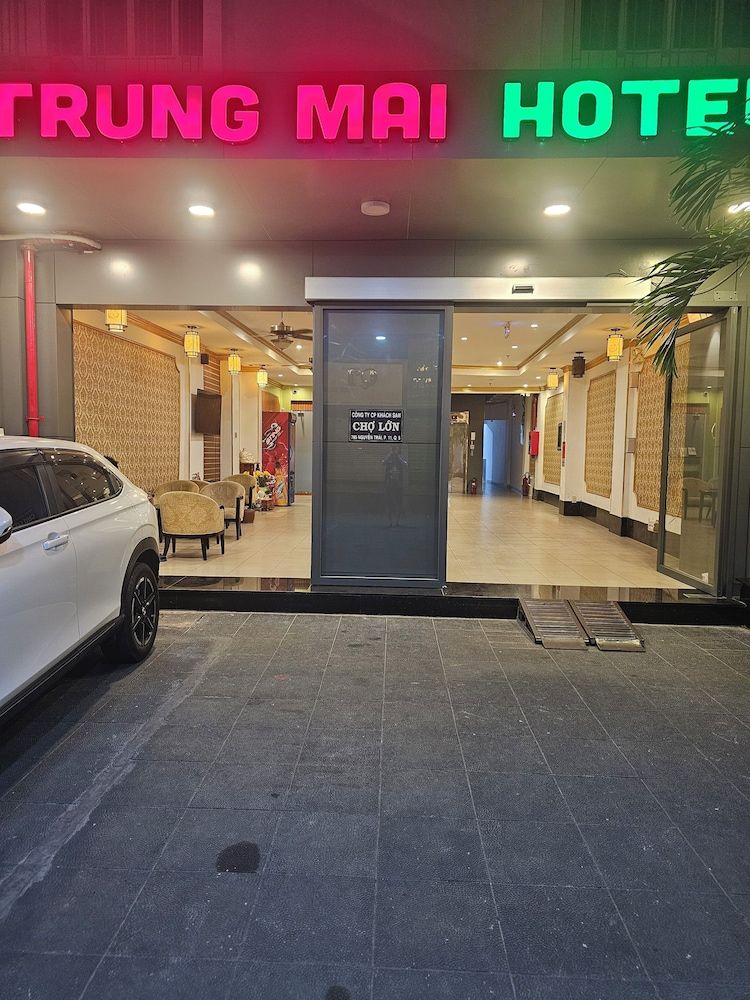 undefined Trung Mai Hotel 2