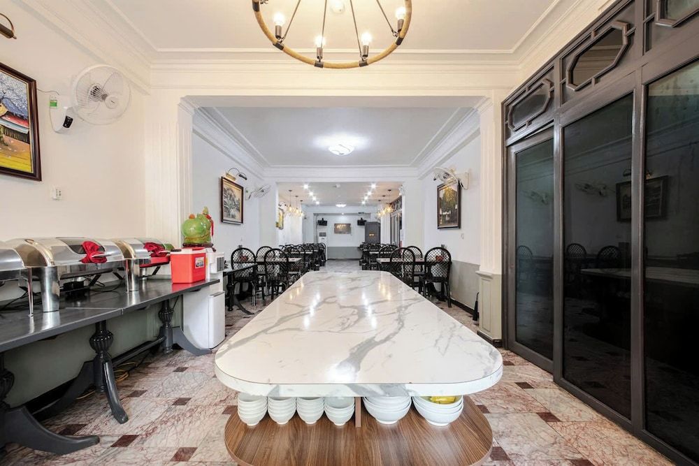 undefined A25 Hotel - 12 Pho Hue 2