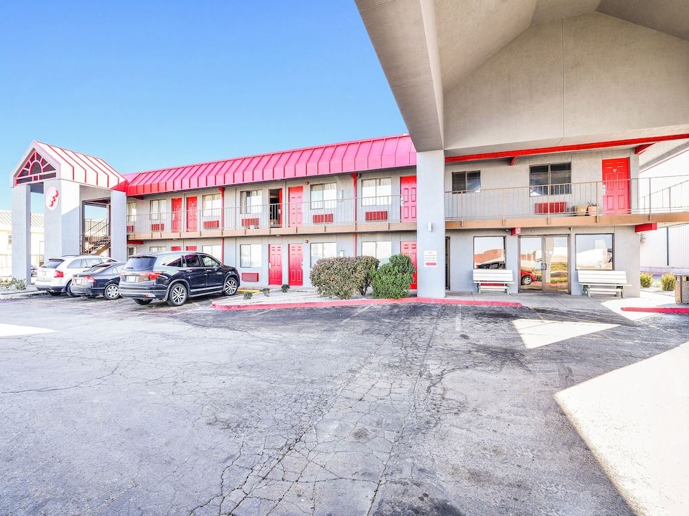 undefined Americas Best Value Inn Amarillo Downtown