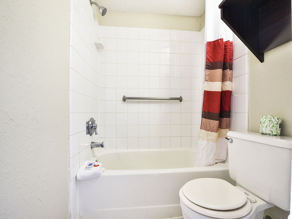 undefined Americas Best Value Inn Amarillo Downtown 5