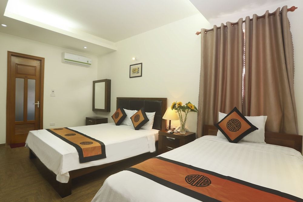 Deluxe Triple Room, Balcony, City View