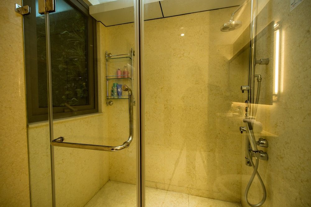 New Gate Apartment Studio, Garden View 4