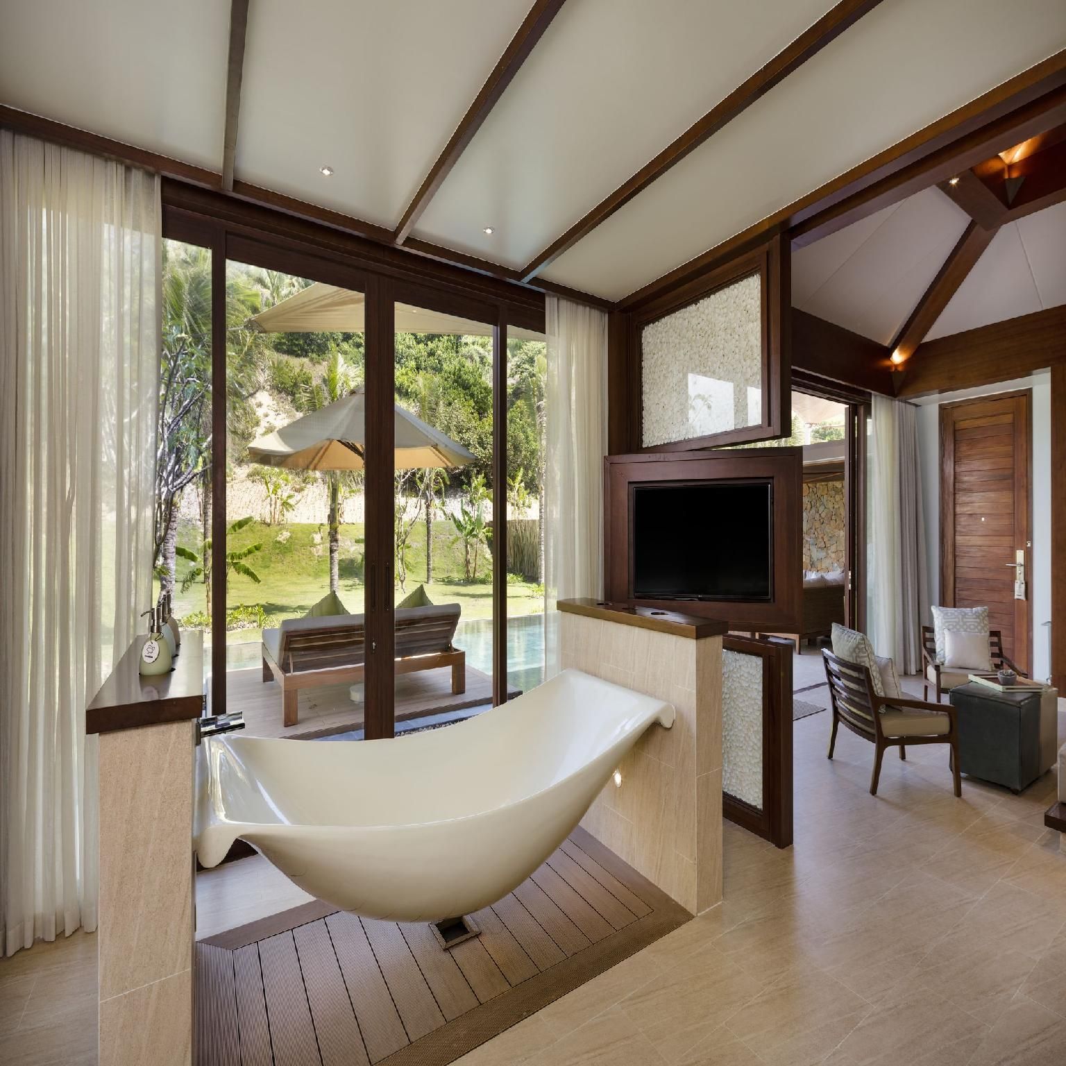 Hideaway Deluxe Pool Villa - All Spa Treatments Included with Hideaway Magic