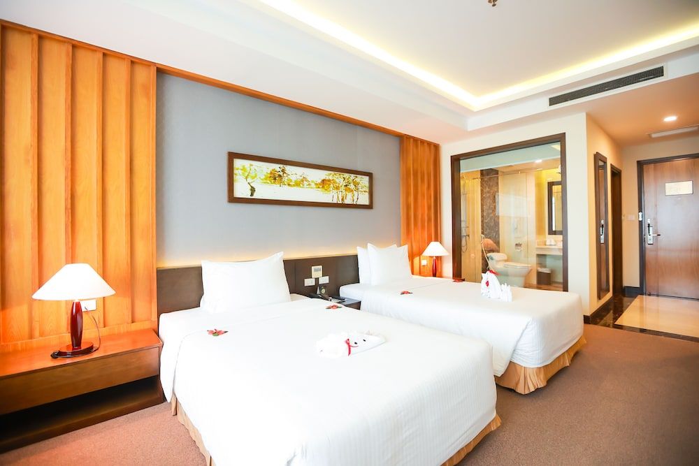 undefined Muong Thanh Luxury Nhat Le Hotel 7