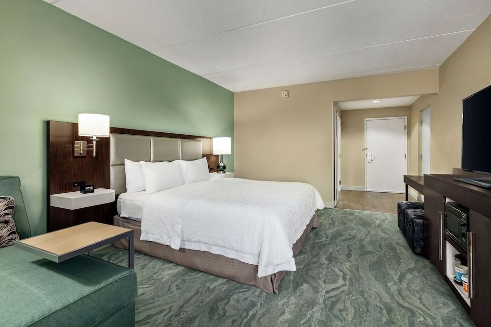Room, 1 King Bed, Accessible, Non Smoking