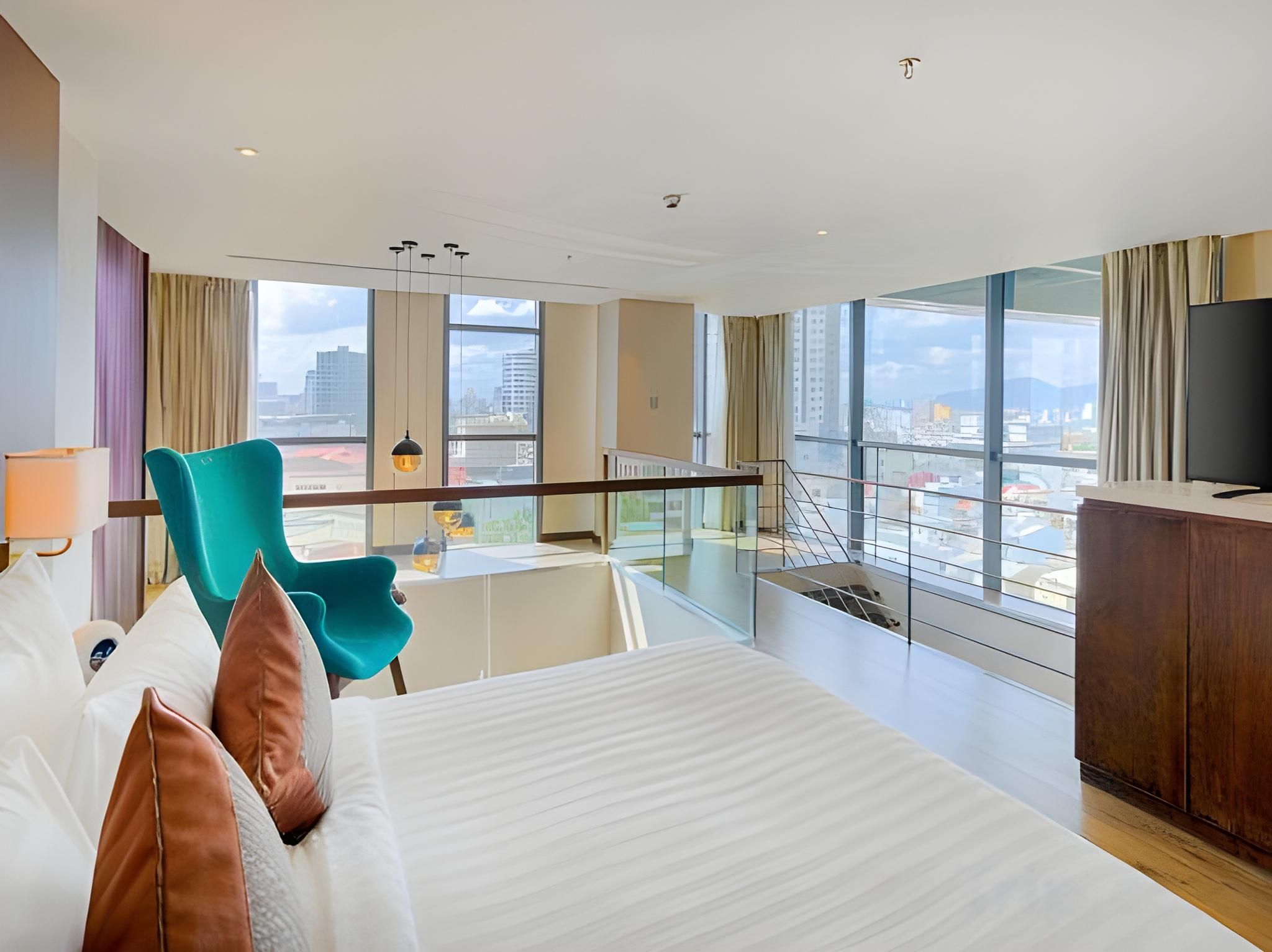 Loft without Bathtub