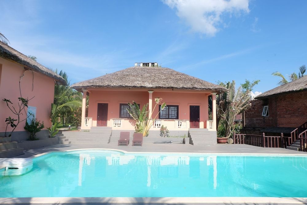 Mai Spa Resort Deluxe Bungalow, Sea View, Poolside