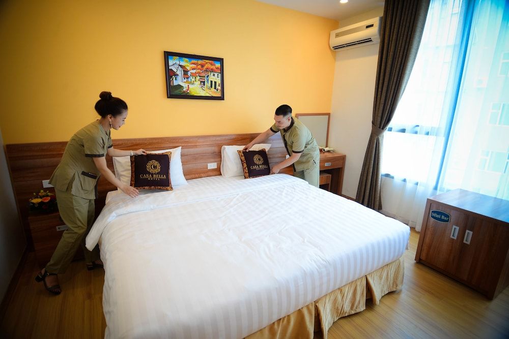 Casabella Hotels Deluxe Double City Window 8