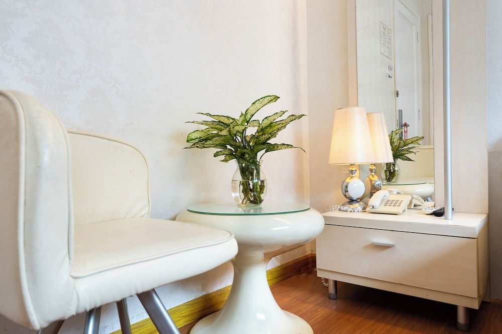 undefined Golden Star Hotel 7