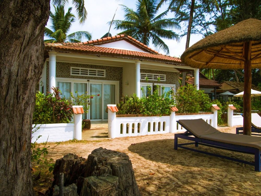 undefined Bamboo Cottages 7