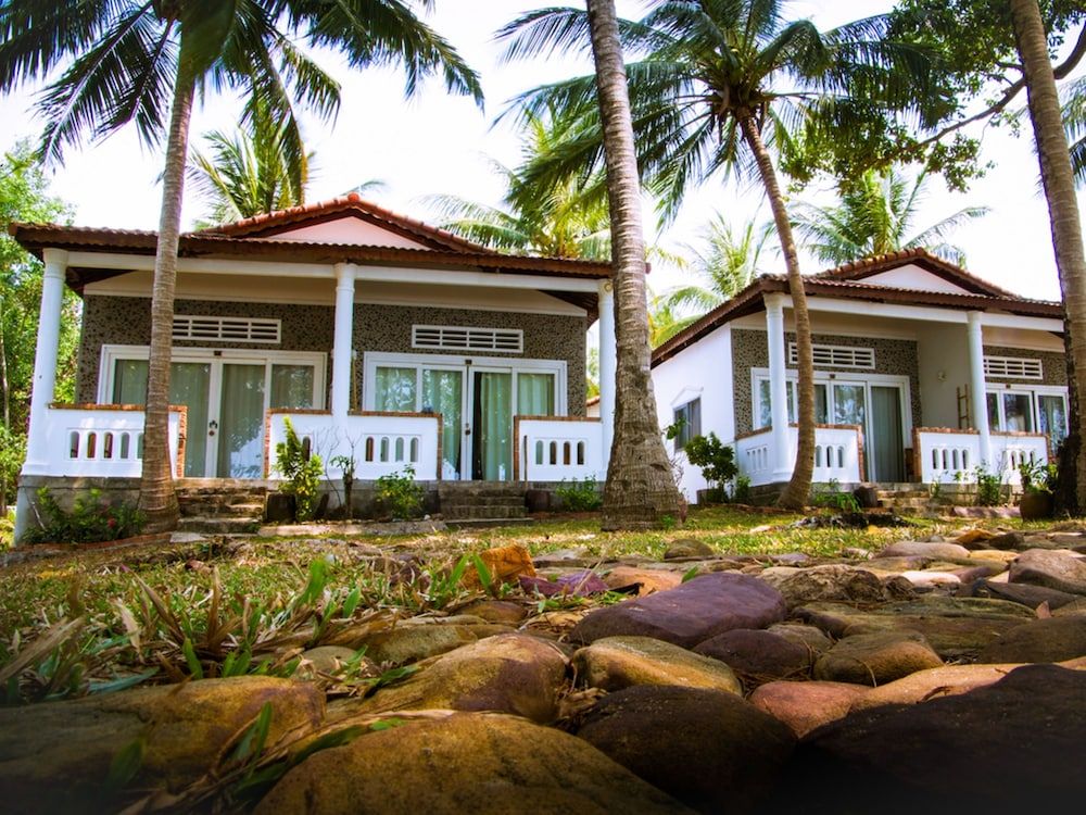 undefined Bamboo Cottages 9